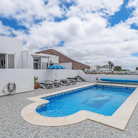 Casita Canaria Holiday home Tias